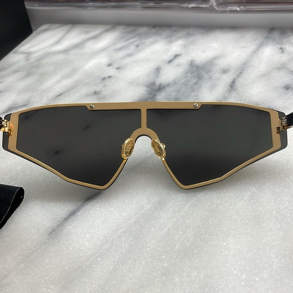 DIOR black gold future triangular shield sunglasses new authentic - Picture 3 of 9